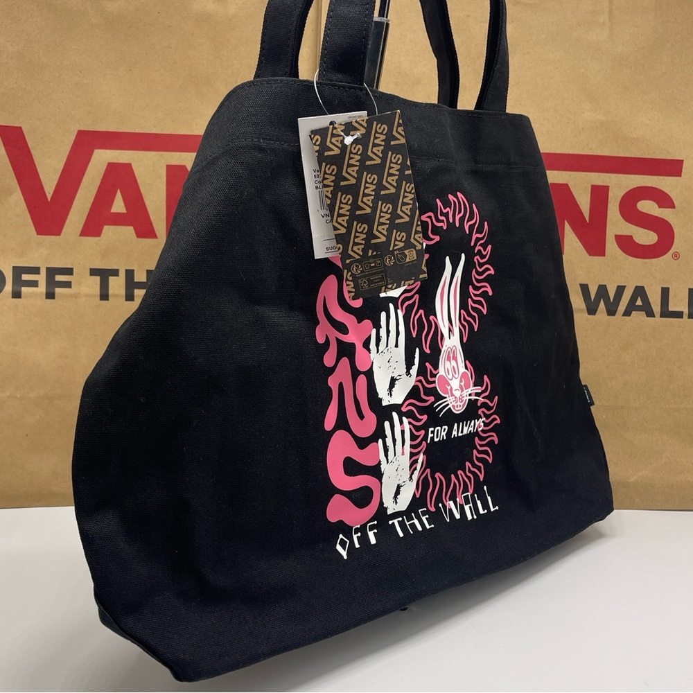 Vans Campus Tote Bag Black/Pink Snap closure With Inside Pocket VN000HE9BLK
NWT - Picture 8 of 16